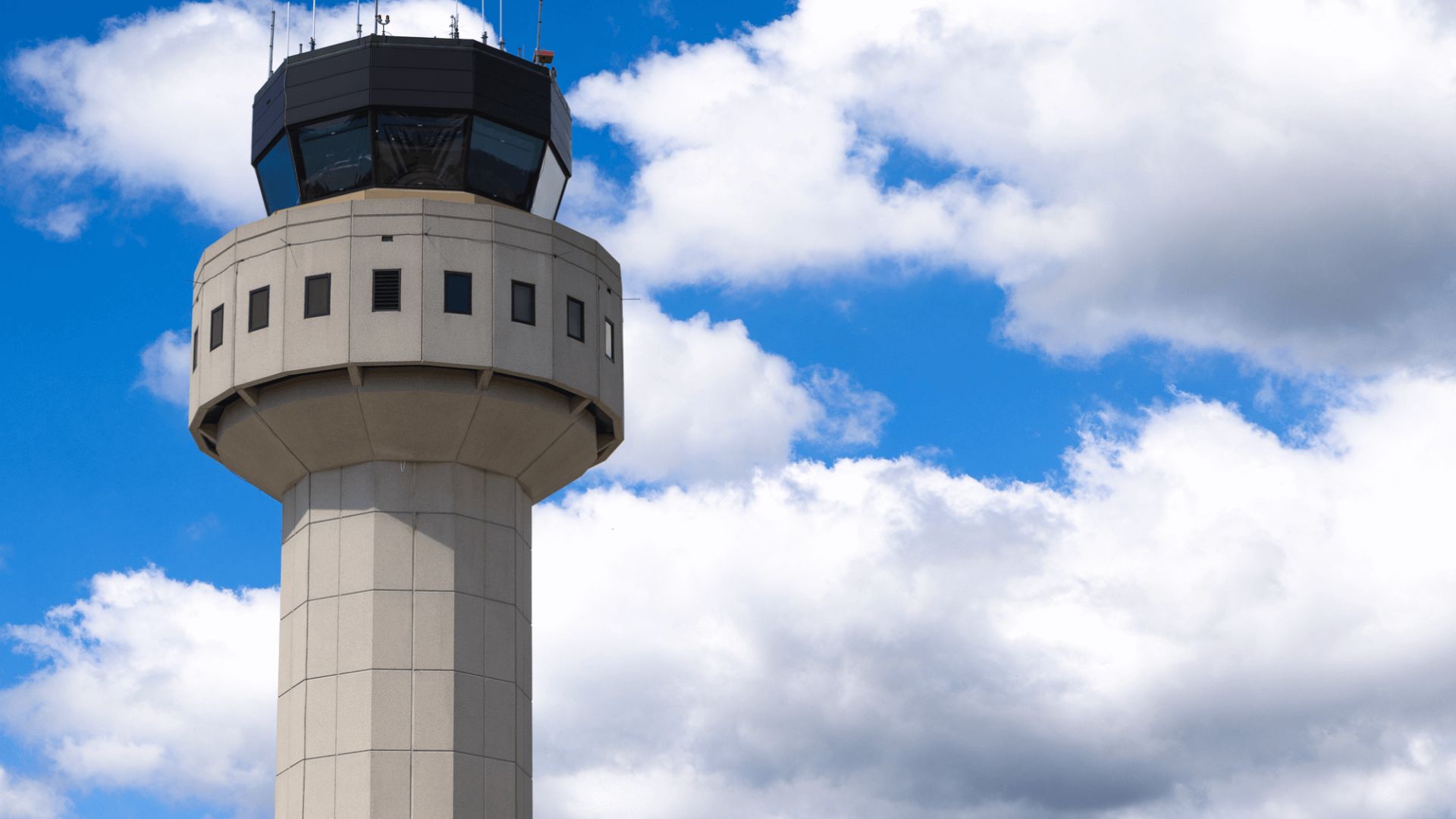 MacArthur airport Tower