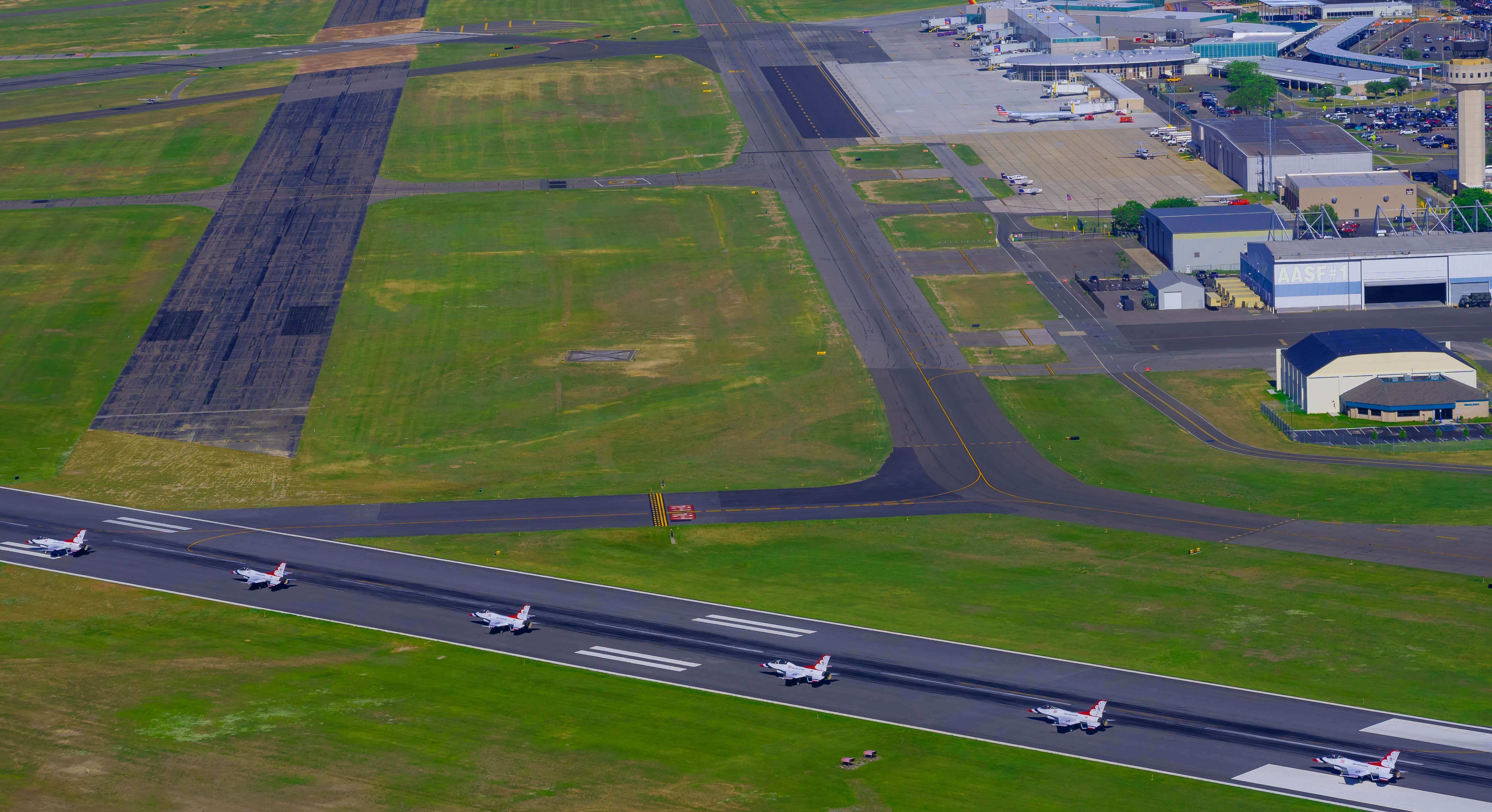 ISP Named No. 3 Small Airport in USA Today 10Best Readers' Choice Awards