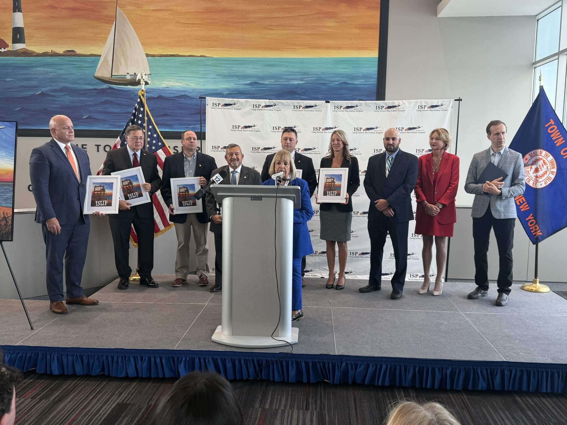 MacArthur Airport Celebrates JetBlue’s Inaugural Flights and the Significance of Fourth Air Carrier’s Launch to Long Island